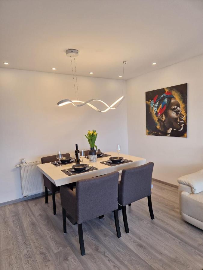Apartment Illaria غييكا المظهر الخارجي الصورة