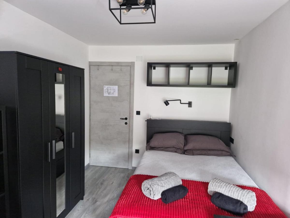 Apartment Illaria غييكا المظهر الخارجي الصورة